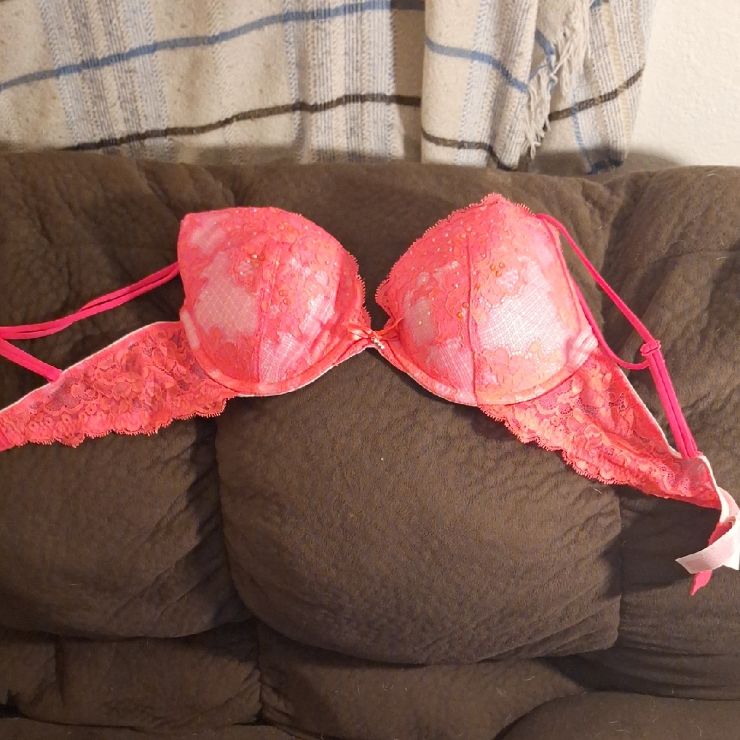 Victoria's Secret Vibrant Pink Lace Bra